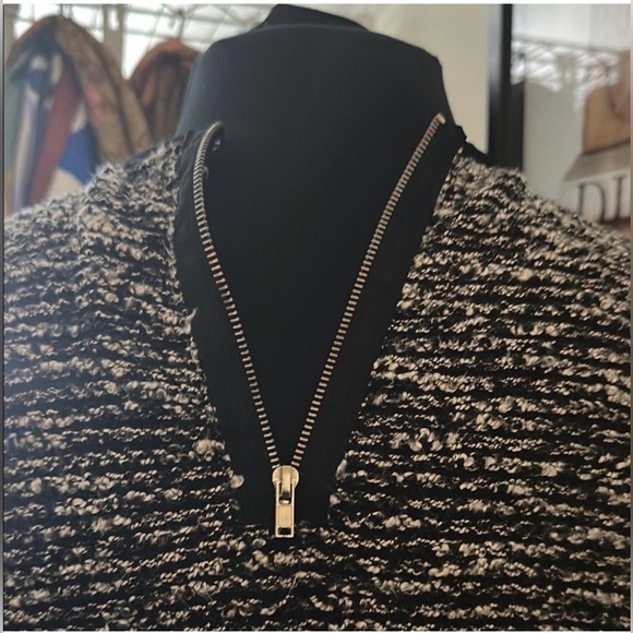 Forever 21 Women's Black and White Tweed Top size small - Picture 5 of 6